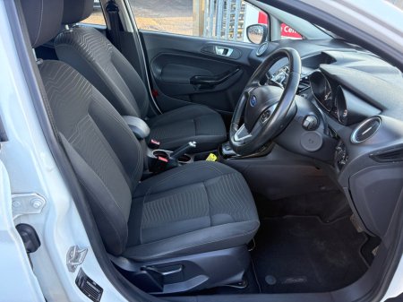 2015 Ford Fiesta 1.0 65PS €9,995 thumbnail