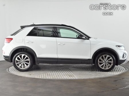 2023 Volkswagen T-Roc 1.0 TSI 110HP Style €30,880
