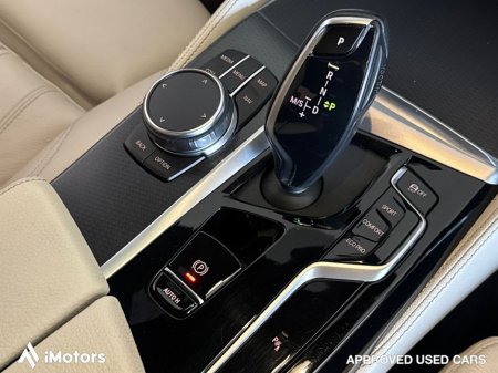 2022 BMW 5 Series 520D M-Sport PRO M-PERFORMANCE 4DR Auto €43,900 thumbnail