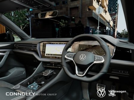 2026 Volkswagen Touareg R-LINE FINAL EDITION 170 kW 231 HP €114,480 thumbnail