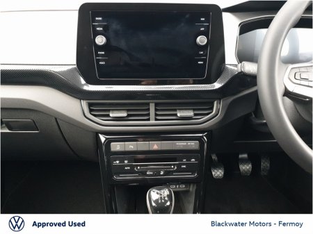 2026 Volkswagen T-Cross T-CROSS EDITION75 1.0 M5F 95HP €40,663 thumbnail