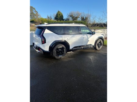 2025 Kia EV9 GT LINE 7S AWD 5DR AUTO €74,900 thumbnail