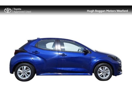 2022 Toyota Yaris HYBRID LUNA 6 YEARS WARRANTY AVAILABLE! €22,995
