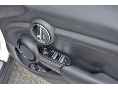 2016 MINI Hatch 1.5 AUTO 5DR *1 YEARS WARRANTY* €14,990 thumbnail