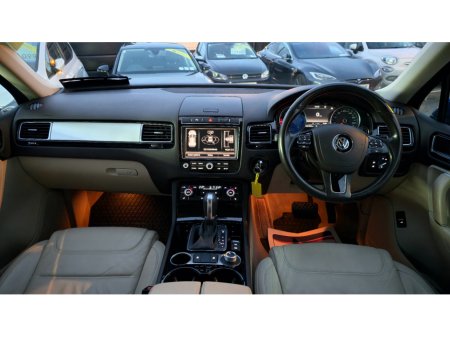 2015 Volkswagen Touareg CV 3.0 TDI 262BHP V6 5 SEATS €24,500 thumbnail