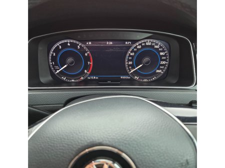 2018 Volkswagen Golf 1.0 TSI 3DR 110HP Highline €19,999 thumbnail