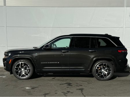 2026 Jeep Grand Cherokee Grand Cherokee | Summit Plus €118,000