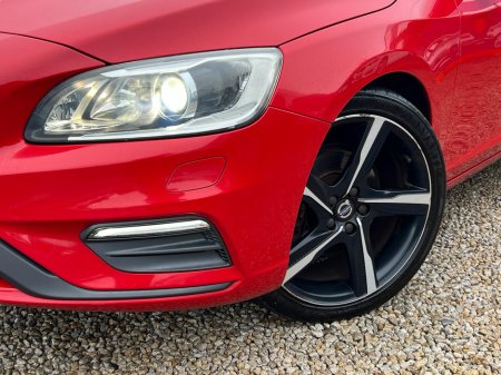 2015 Volvo V60 ##R-DESIGN//AUTO//FULL LEATHER//LIKE NEW//NCTED== €15,950