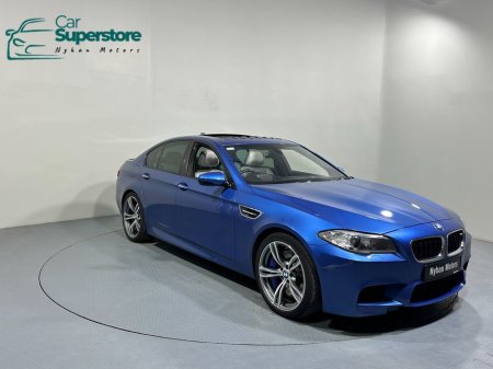 2013 BMW M5 V8 4.4 €39,900