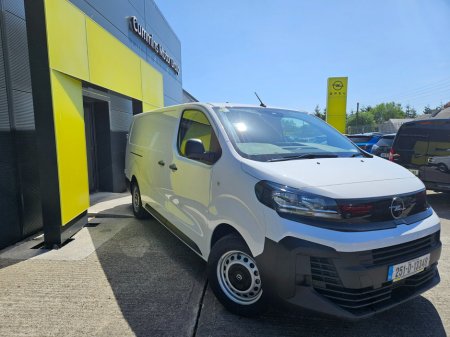 2025 Opel Vivaro 