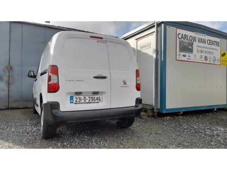 2023 Peugeot Partner  €13,750