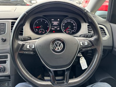 2015 Volkswagen Golf SV 1.6 TDI 110 bhp Comfortline €10,950 thumbnail