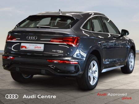 2023 Audi Q5 50 SB TFSI-e 299HP S-tronic Quattro SE €54,999