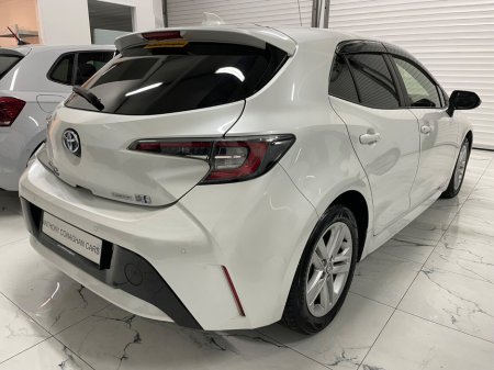 2020 Toyota Corolla 1.8 Hybrid Luna Sport Hatchback €18,995