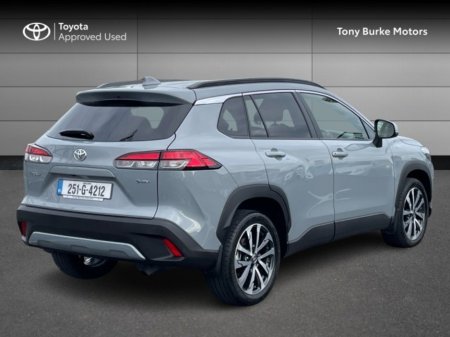 2025 Toyota Corolla CROSS - Save EUR 5,000 - LunaSport - 1.8 Hybrid - Automatic - EUR 190 Tax // Front Electric Windows // Rear Electric Windows // Electric Mirrors // Power Folding Mirrors // Finger Tip Stereo Controls €39,980