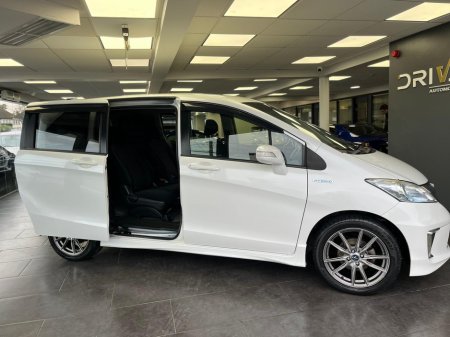 2015 Honda Freed 1.5 DAA-GP3 6 STEATS 5DR AUTO SEATS €12,900 thumbnail