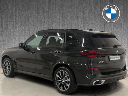 2024 BMW X5 xDrive50e M Sport €89,995