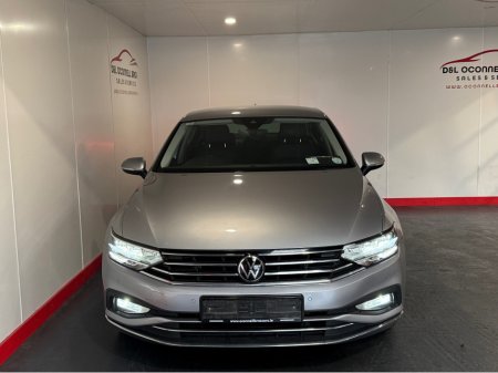 2021 Volkswagen Passat ELEGANCE 2.0 TDI MANUAL 6SPEED FWD 150 4DR €26,950 thumbnail