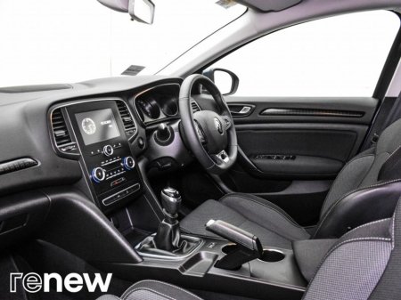 2021 Renault Megane 1.5 Blue dCi 115 Play GC €17,900 thumbnail