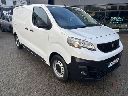 2024 Peugeot Expert  €26,950