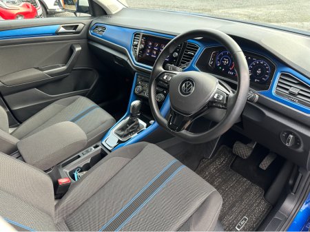 2021 Volkswagen T-Roc Highline thumbnail