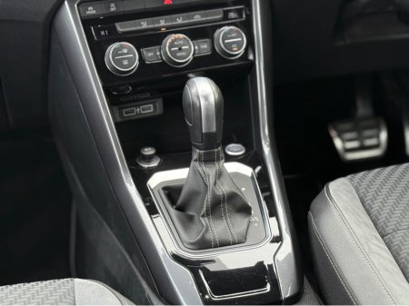 2021 Volkswagen T-Roc R-LINE - 2.0L DIESEL - AUTO - 12M WARRANTY - CAR: 1617 thumbnail