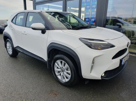 2023 Toyota Yaris Cross 1.5 HYBRID CR CROSS LUNA