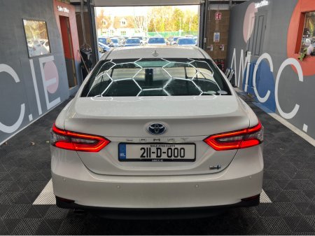 2021 Toyota Camry 2021 TOYOTA CAMRY 2.5L HYBRID / 98K KMS / ADAPTIVE CRUISE CONTROL, REVERSE CAMERA & MORE €28,950