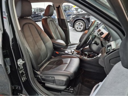 2019 BMW X2 X-DRIVE 20D SE AUTOMATIC **HIGH SPEC / 18" UPGRADED ALLOYS / CRUISE CONTROL / ELECTRIC BOOTLID / FULL BLACK LEATHER / HEADS UP DISPLAY / REVERSE CAMERA / SAT NAV / WIRELESS PHONE CHARGING** €22,900 thumbnail