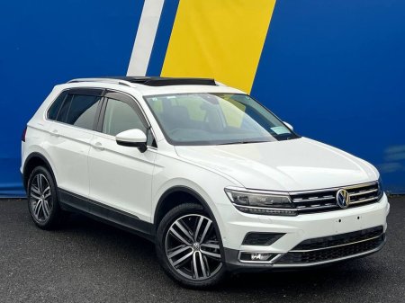 2019 Volkswagen Tiguan HIGHLINE 2.0 TDI 4MOTION // FULL SERVICE HISTORY // HEADS-UP DISPLAY // LEATHER HEATED SEATS €29,950