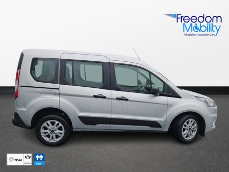 2022 Ford Tourneo Connect Wheelchair Acess Taxi spec €34,995