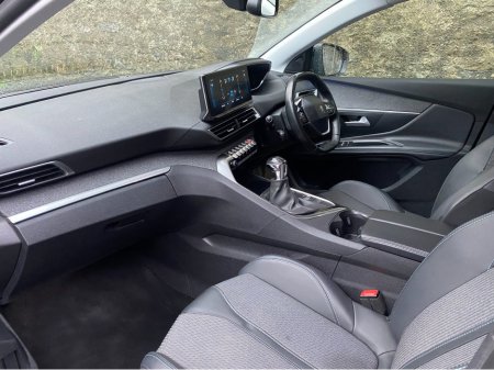 2022 Peugeot 3008 Allure Premium HDi 130 €24,750 thumbnail