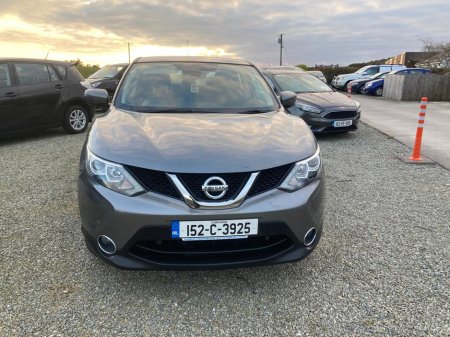 2015 Nissan Qashqai 1.5 SV E6 4DR €15,950
