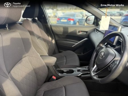 2023 Toyota Corolla Cross COROLLA CROSS SPORT 1.8 €31,950 thumbnail