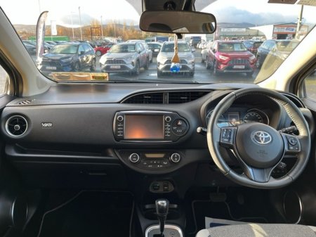 2019 Toyota Yaris HYBRID ELECTRIC Y20 €16,500 thumbnail