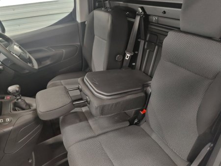 2025 Citroen Berlingo LWB Enterprise Plus From €109 Per Week €24,032 thumbnail