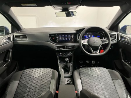 2023 Volkswagen Polo R-Line 1.0TSI 95BHP - Reversing Camera - Air-Conditioning - Cruise Control - Auto Lights/Wipers - Apple CarPlay/Android Auto €22,250