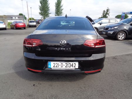 2022 Volkswagen Passat Business 2.0tdi M6F 150 4DR €34,900