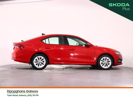 2022 Skoda Octavia AMBITION 2.0 TDI 115HP 5DR AUTO €27,450