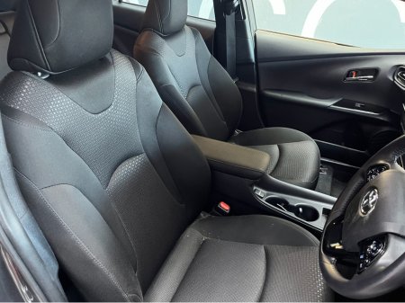 2022 Toyota Prius €21950! 2022 TOYOTA PRIUS S 4WD 1.8 AUTOMATIC / REVERSE CAMERA / CRUISE CONTROL €21,950 thumbnail