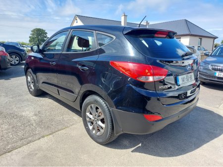 2014 Hyundai ix35 1.7 'CELEBRATION' 4DR €8,950 thumbnail
