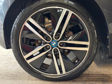 2019 BMW i3 94 Ah (33 kWh) Range Extender Auto [Suite interior design] €17,995 thumbnail