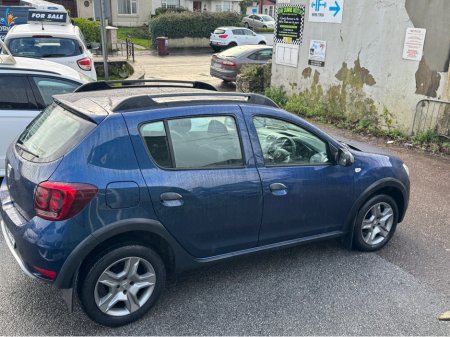 2017 Dacia Sandero STEPWAY ALTERNATIVE 1. 1.5 DCI 90 €8,500 thumbnail