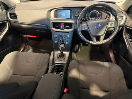 2015 Volvo V40 LOW KMS - AUTO - NEW NCT - REVERSE CAMERA €10,950 thumbnail