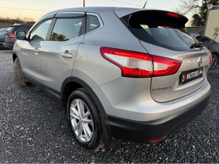 2014 Nissan Qashqai 1.2 PET SV 5DR LOW KM €7,950