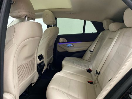 2026 Mercedes-Benz GLE Class GLE 400 e 4Matic + Coupe | Sunroof, Memory Seat Package, 360 Camera €124,227