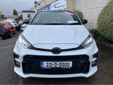 2022 Toyota Yaris GR RS AUTOMATIC 1.5 PETROL //LOW MILES//HEAD UP DISPLAY//CARPLAY//KEYLESS ENTRY//HEATED SEATS AND STEERING WHEEL//REVERSE CAMERA// €29,950