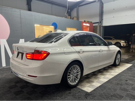 2015 BMW 3 Series €15950! 2015 BMW 320D LUXURY AUTOMATIC  2.0 AUTOMATIC / REVERSE CAMERA / CRUISE CONTROL / ELECTRIC MEMORY & HEATED SEATS €15,950