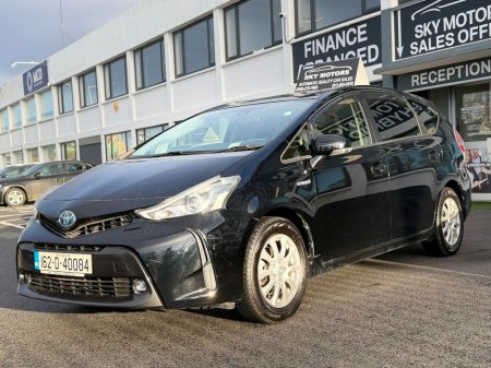 2016 Toyota Prius  €15,990