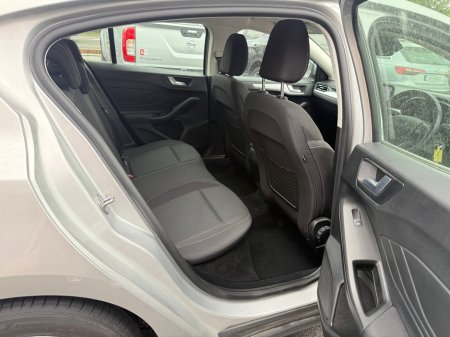 2021 Ford Focus ZETEC TDCI €19,995 thumbnail
